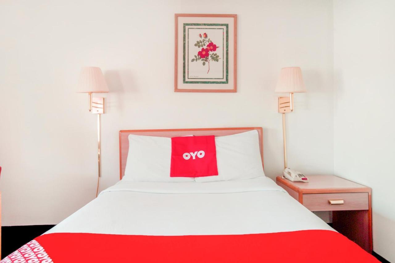 Oyo Hotel Durham West Hills Eksteriør billede